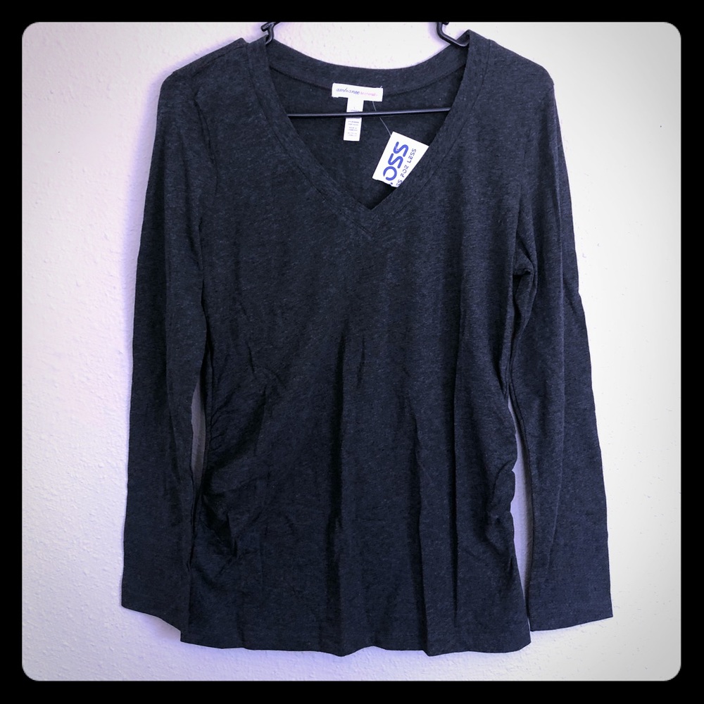 Long sleeve maternity top
